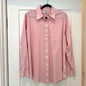 Brooks Brothers Men’s Gingham Pink Button Down - Regent Fit (L)